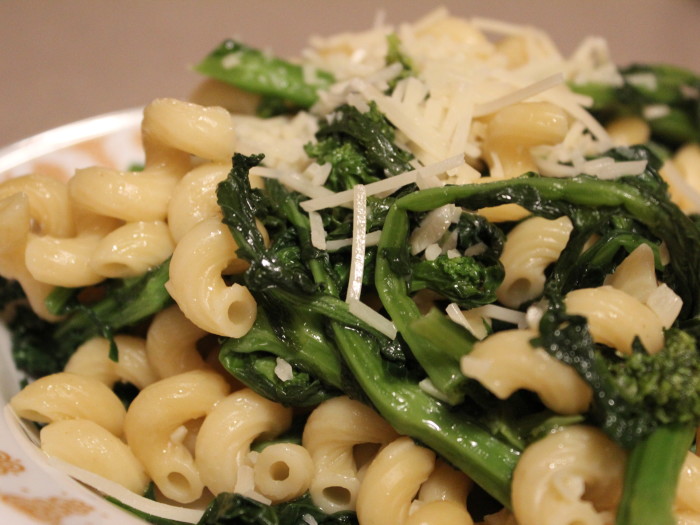 Garlicky Broccoli Rabe Pasta