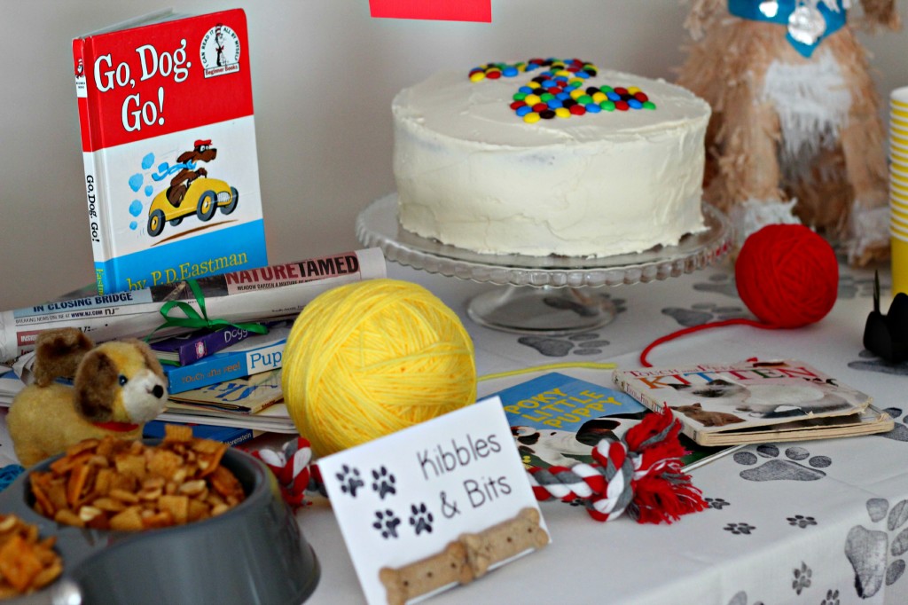 puppy-and-kitten-party-dessert-table