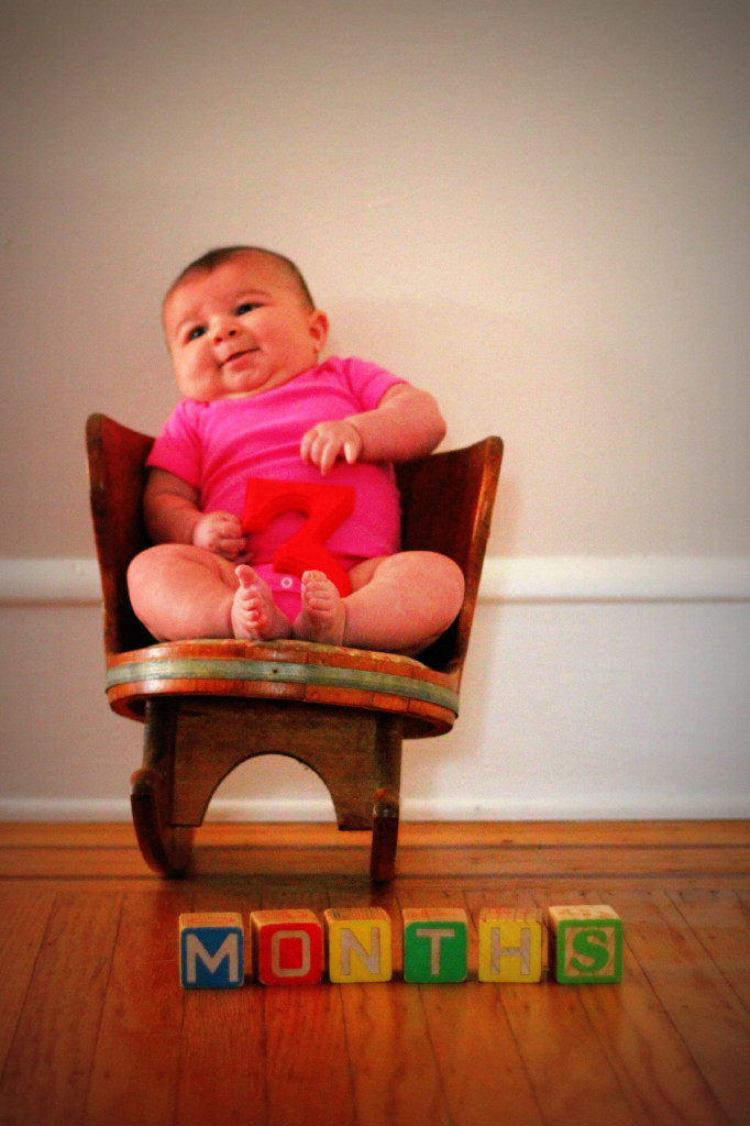 carmendy_3months_littlechair2