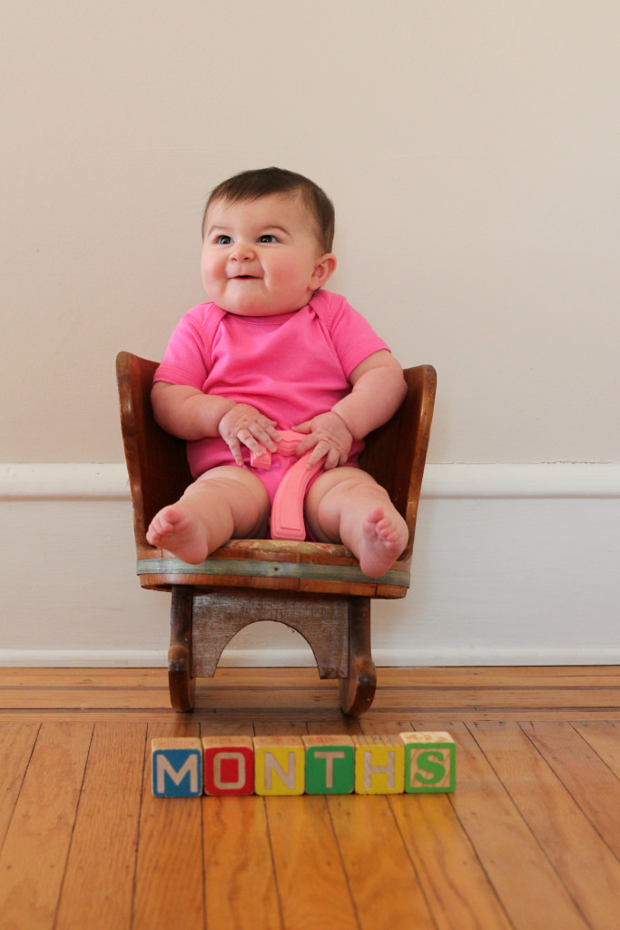 carmendy-7-months-photo-progression-evil-baby-blooper