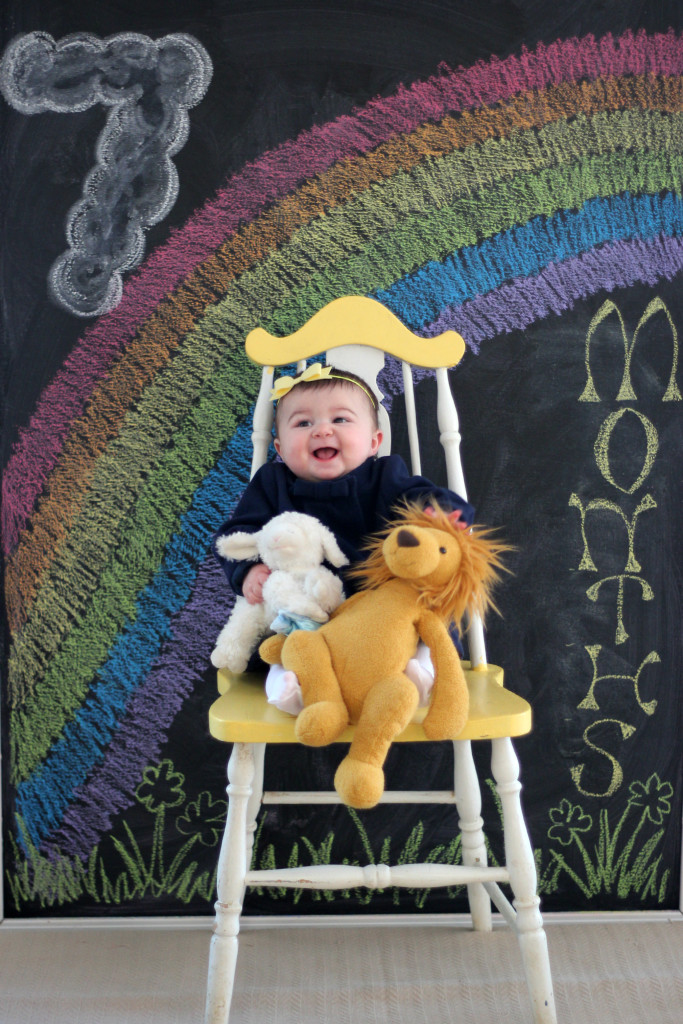 carmendy-7-months-photo-progression-march-chalkboard