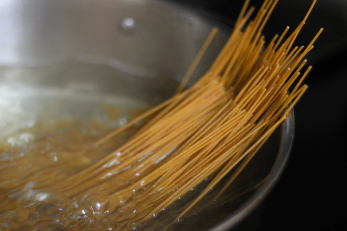 garlic lemon parmesan cheese spaghetti pasta, whole grain, light and healthy