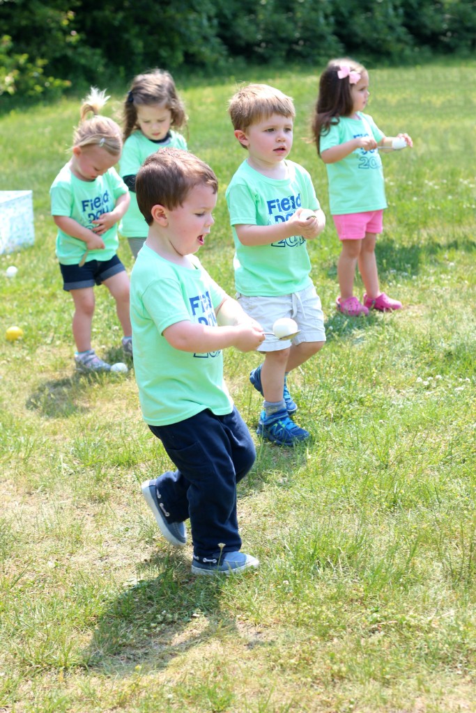 toddler field day {outdoor activity day for pre-preschoolers}