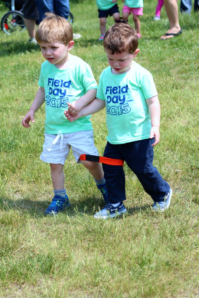 toddler field day {outdoor activity day for pre-preschoolers}