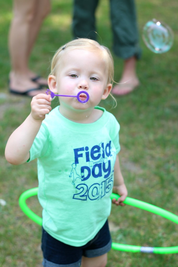 toddler field day {outdoor activity day for pre-preschoolers}