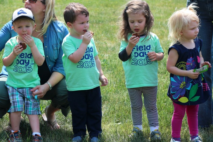 toddler field day {outdoor activity day for pre-preschoolers}