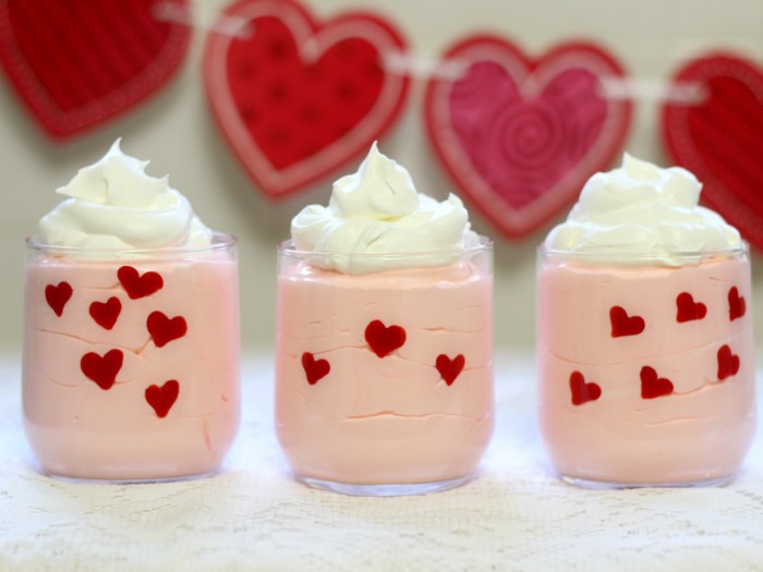 Valentine’s Day Cream Pudding Heart Cups