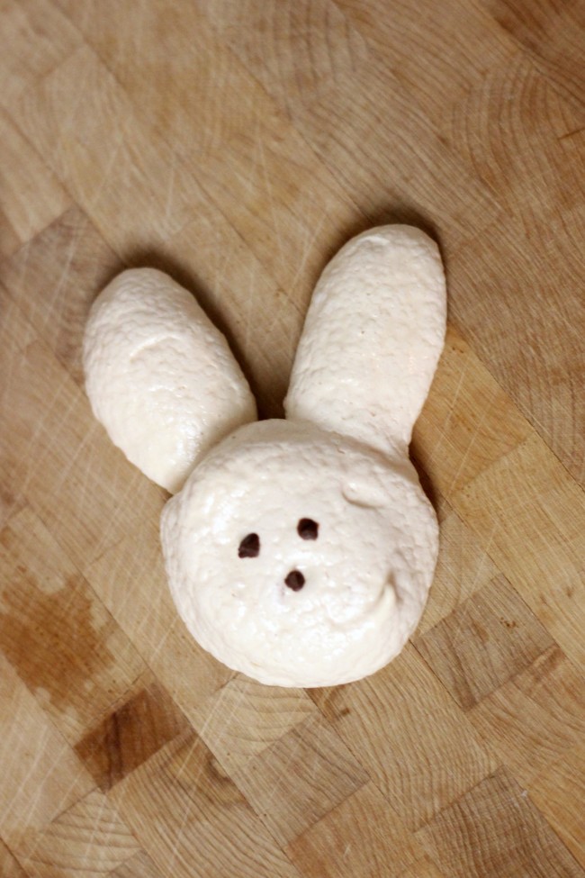 Bunny Meringues Cookie Recipe and How-To for Easter Treats