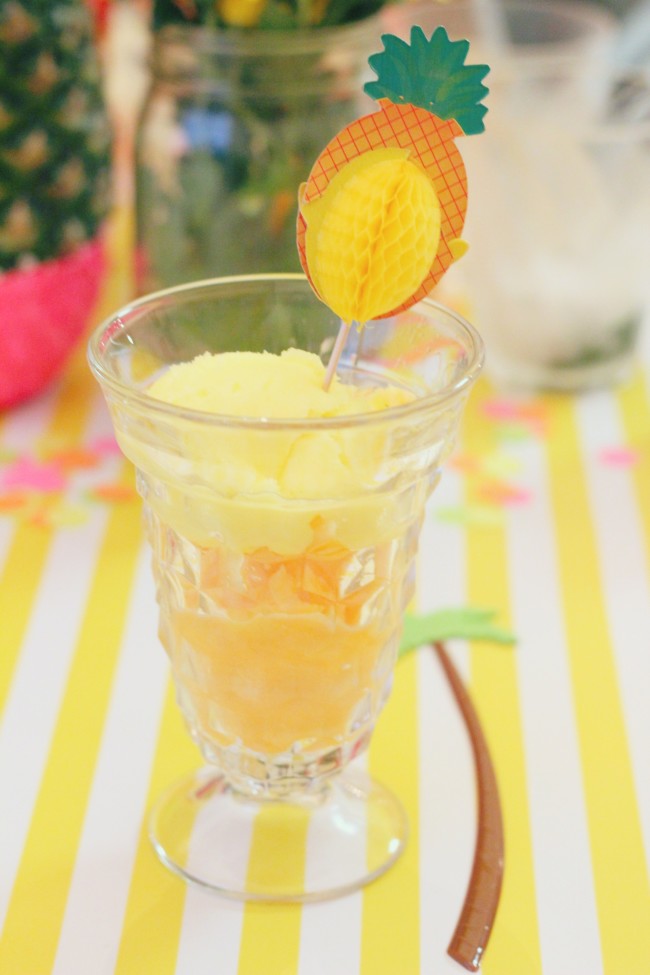 Tropical Party: A Pineapple Baby Sprinkle