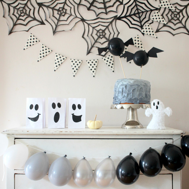 Spooky Black & White Halloween Party Ideas