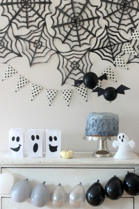 Spooky Black & White Halloween Party Ideas