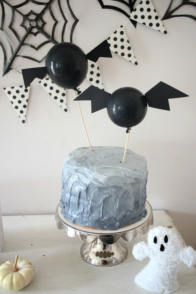 halloween party ideas bat cake toppers 1